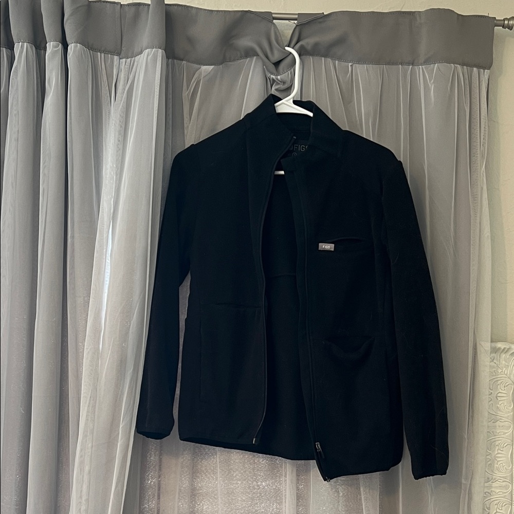 Figs Women’s Black Zip-Front Jacket